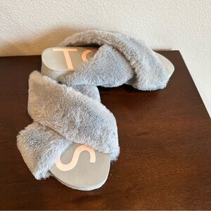 Toms Susie Eva mid grey Faux Fur cozy Slippers size 7